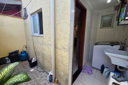 Casa para alugar com 55m², 2 quartos e 2 vagas Casa para alugar com 55m², 2 quartos e 2 vagasÁrea de Serviço