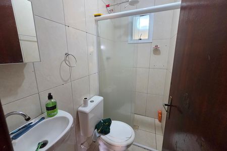 Casa para alugar com 55m², 2 quartos e 2 vagas Casa para alugar com 55m², 2 quartos e 2 vagasBanheiro