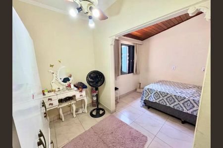 Casa à venda com 186m², 3 quartos e 6 vagas Casa à venda com 186m², 3 quartos e 6 vagasFoto 11