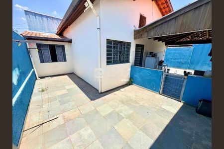 Casa à venda com 186m², 3 quartos e 6 vagas Casa à venda com 186m², 3 quartos e 6 vagasFoto 21