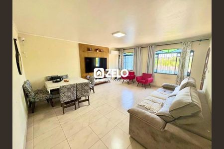 Casa à venda com 186m², 3 quartos e 6 vagas Casa à venda com 186m², 3 quartos e 6 vagasFoto 02