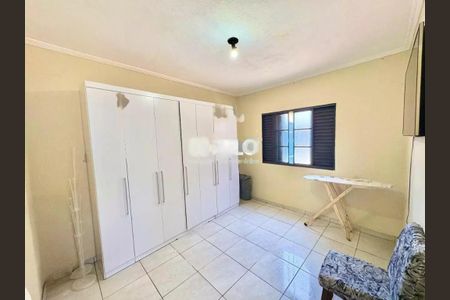 Casa à venda com 186m², 3 quartos e 6 vagas Casa à venda com 186m², 3 quartos e 6 vagasFoto 19