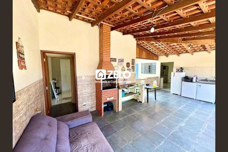 Casa à venda com 186m², 3 quartos e 6 vagas Casa à venda com 186m², 3 quartos e 6 vagasFoto 17