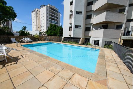 Apartamento para alugar com 250m², 4 quartos e 2 vagasÁrea comum - Piscina