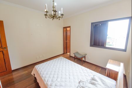 Apartamento para alugar com 250m², 4 quartos e 2 vagasSuíte 1
