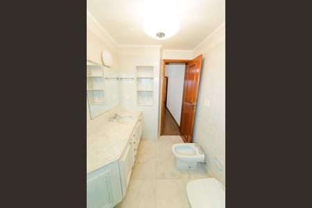 Apartamento para alugar com 250m², 4 quartos e 2 vagasBanheiro da Suíte 1