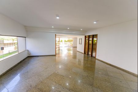 Apartamento para alugar com 250m², 4 quartos e 2 vagasÁrea comum - Salão de festas