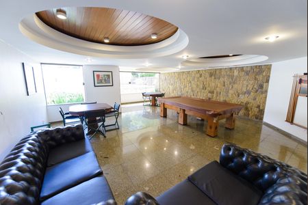 Apartamento para alugar com 250m², 4 quartos e 2 vagasÁrea comum - Sala de Jogos