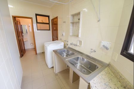 Apartamento para alugar com 250m², 4 quartos e 2 vagasÁrea de Serviço