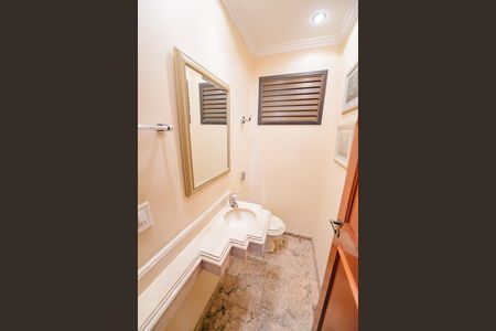 Apartamento para alugar com 250m², 4 quartos e 2 vagasLavabo