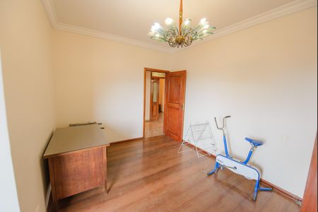 Quarto 1 de apartamento para alugar com 4 quartos, 250m² em Jardim das Nações, Taubaté