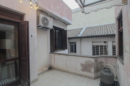 Apartamento à venda com 104m², 3 quartos e sem vaga Apartamento à venda com 104m², 3 quartos e sem vagaVaranda
