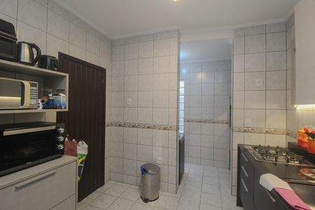 Apartamento à venda com 104m², 3 quartos e sem vaga Apartamento à venda com 104m², 3 quartos e sem vagaCozinha