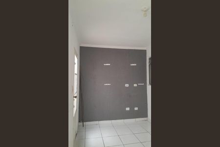 Sala de casa para alugar com 2 quartos, 39m² em Jardim Alzira Franco, Santo André