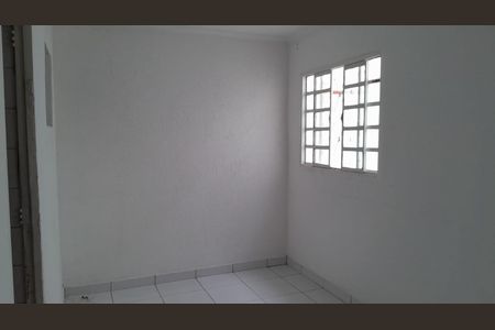 Sala de casa para alugar com 2 quartos, 39m² em Jardim Alzira Franco, Santo André