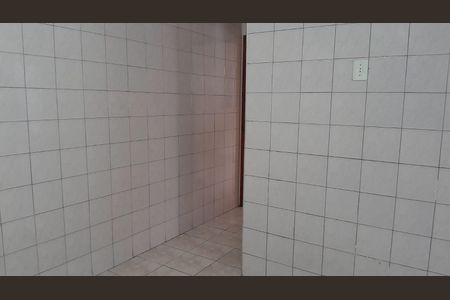 Cozinha de casa para alugar com 2 quartos, 39m² em Jardim Alzira Franco, Santo André