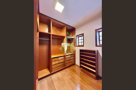 Casa de condomínio à venda com 497m², 4 quartos e 2 vagas Casa de condomínio à venda com 497m², 4 quartos e 2 vagasFoto 25