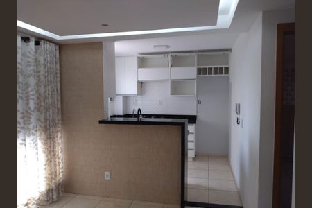 Sala de apartamento à venda com 2 quartos, 60m² em Fazenda Retiro, Goiânia