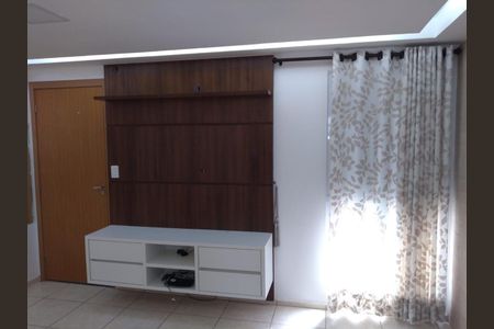 Sala de apartamento à venda com 2 quartos, 60m² em Fazenda Retiro, Goiânia
