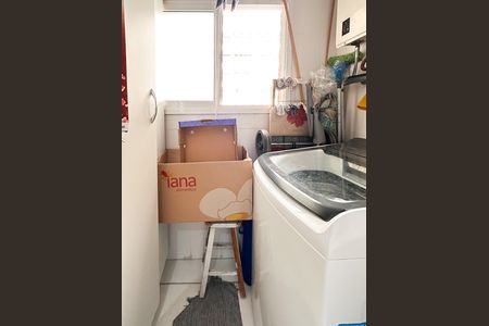 Apartamento à venda com 80m², 2 quartos e 2 vagasÁrea de Serviço