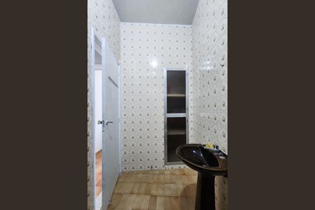 Apartamento para alugar com 65m², 3 quartos e sem vagaBanheiro 