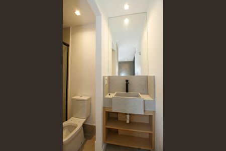 Apartamento para alugar com 46m², 2 quartos e 1 vaga Apartamento para alugar com 46m², 2 quartos e 1 vagaBanheiro da Suíte