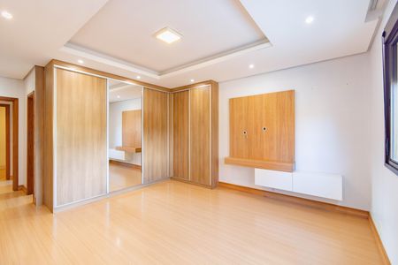 Apartamento para alugar com 112m², 2 quartos e 2 vagas