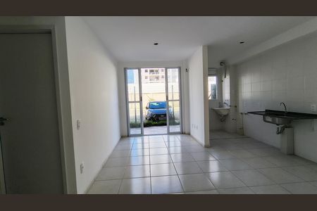 Sala de apartamento para alugar com 2 quartos, 61m² em Vargem Grande, Rio de Janeiro