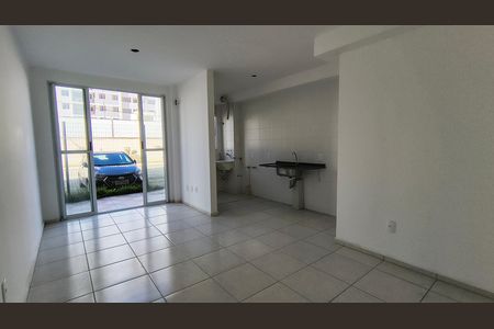 Sala de apartamento para alugar com 2 quartos, 61m² em Vargem Grande, Rio de Janeiro