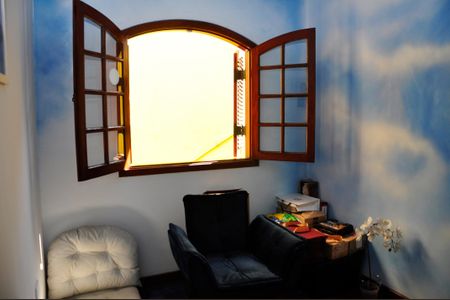 Casa à venda com 337m², 3 quartos e 3 vagas Casa à venda com 337m², 3 quartos e 3 vagasDetalhe - Quarto 03