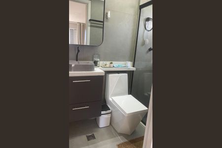 Apartamento para alugar com 50m², 2 quartos e 2 vagas Apartamento para alugar com 50m², 2 quartos e 2 vagasBanheiro