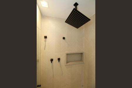 Apartamento para alugar com 46m², 2 quartos e 1 vaga Apartamento para alugar com 46m², 2 quartos e 1 vagaBanheiro
