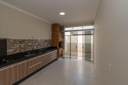 Casa de condomínio para alugar com 140m², 3 quartos e 4 vagas Casa de condomínio para alugar com 140m², 3 quartos e 4 vagasVaranda Gourmet