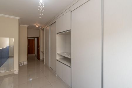 Casa de condomínio para alugar com 140m², 3 quartos e 4 vagas Casa de condomínio para alugar com 140m², 3 quartos e 4 vagasSuite 1