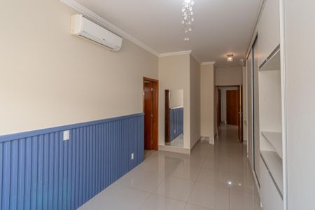 Casa de condomínio para alugar com 140m², 3 quartos e 4 vagas Casa de condomínio para alugar com 140m², 3 quartos e 4 vagasSuite 1