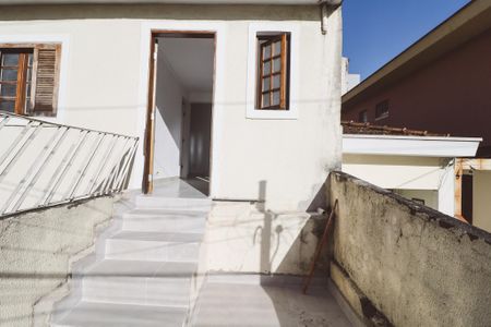 Casa para alugar com 60m², 2 quartos e sem vagaVaranda