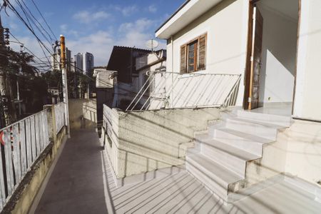 Casa para alugar com 60m², 2 quartos e sem vagaVaranda