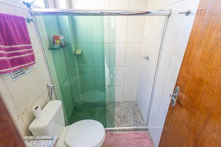 Apartamento à venda com 69m², 2 quartos e 2 vagas Apartamento à venda com 69m², 2 quartos e 2 vagasBanheiro