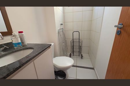 Apartamento para alugar com 55m², 2 quartos e 1 vaga Apartamento para alugar com 55m², 2 quartos e 1 vagaBanheiro