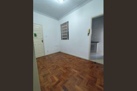 Sala de apartamento para alugar com 2 quartos, 43m² em Centro, Petrópolis