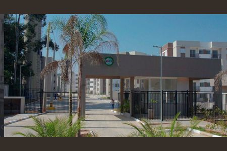 Apartamento para alugar com 49m², 2 quartos e 1 vaga Apartamento para alugar com 49m², 2 quartos e 1 vagaFachada