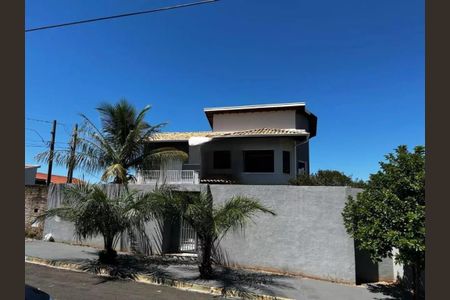 Foto 05 de casa à venda com 4 quartos, 210m² em Loteamento Parque São Martinho, Campinas
