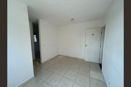 Sala de apartamento para alugar com 2 quartos, 45m² em Pavuna, Nilópolis