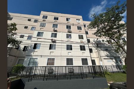 Apartamento para alugar com 45m², 2 quartos e 1 vagaFachada + placa