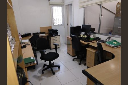 Casa à venda com 150m², 3 quartos e 2 vagas