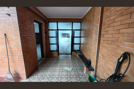 Casa à venda com 225m², 4 quartos e 3 vagas Casa à venda com 225m², 4 quartos e 3 vagasÁrea de Serviço