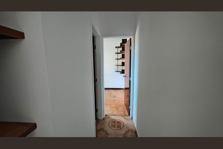 Casa à venda com 225m², 4 quartos e 3 vagas Casa à venda com 225m², 4 quartos e 3 vagasCasa de serviço