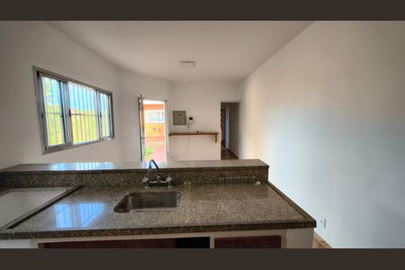 Casa à venda com 225m², 4 quartos e 3 vagas Casa à venda com 225m², 4 quartos e 3 vagasCasa de serviço