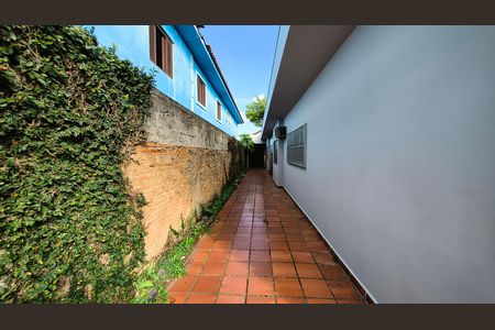 Casa à venda com 225m², 4 quartos e 3 vagas Casa à venda com 225m², 4 quartos e 3 vagasQuintal