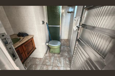 Casa à venda com 225m², 4 quartos e 3 vagas Casa à venda com 225m², 4 quartos e 3 vagasBanheiro de serviço